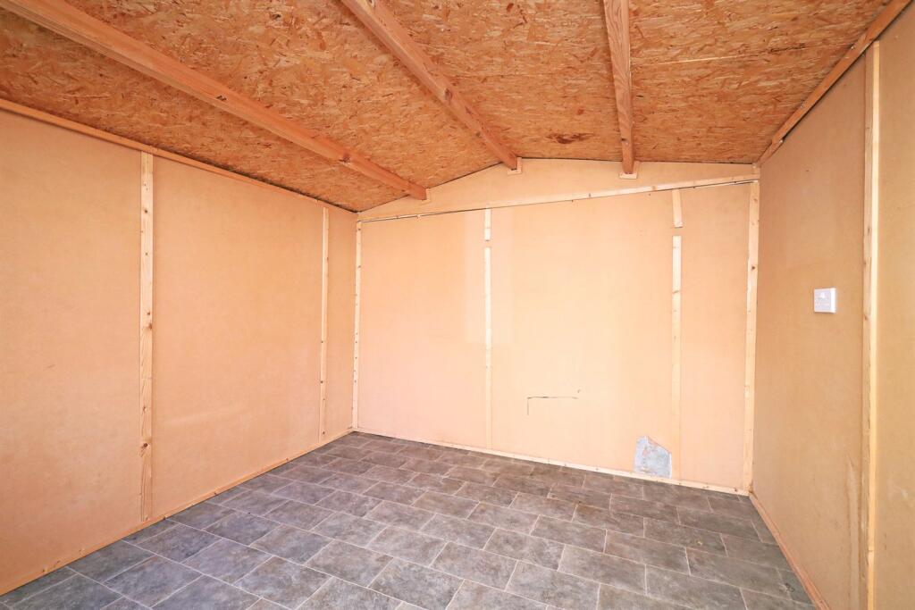 House in Boston, Staniland - View 2