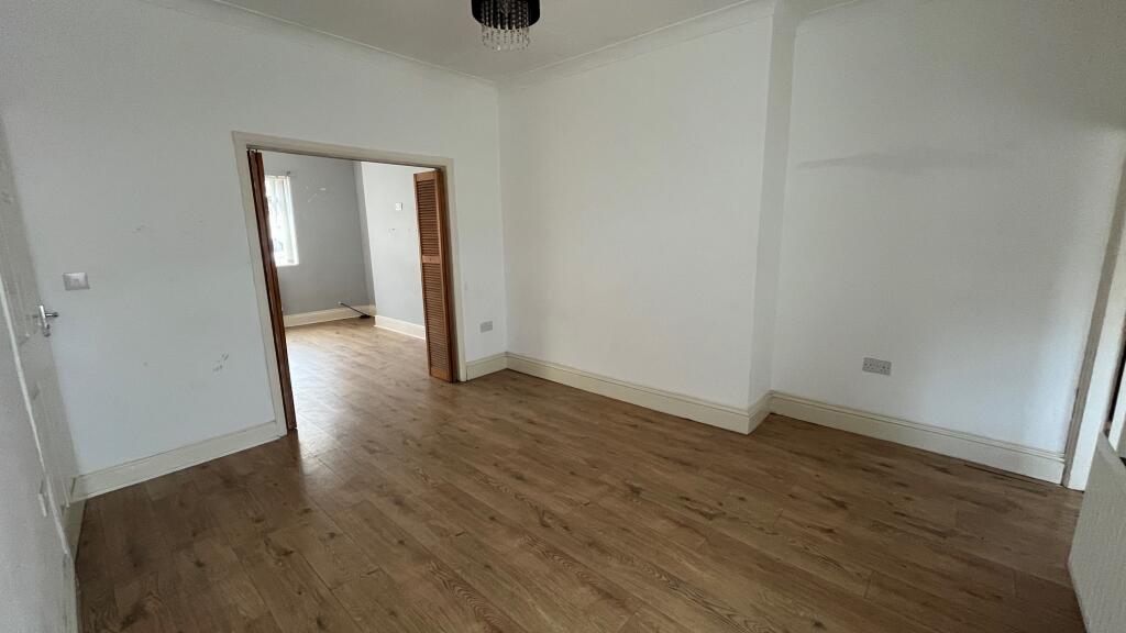 House in Durham - View 5