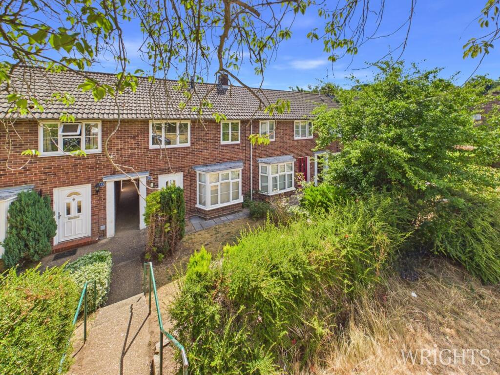 Main image of property: Cherry Croft, Welwyn Garden City, AL8