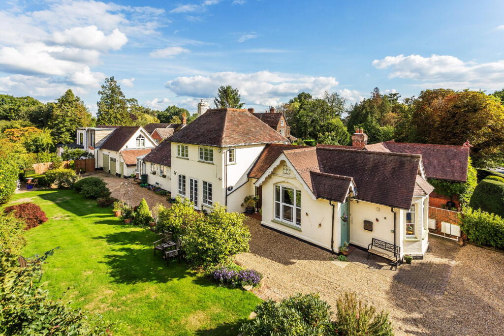 Main image of property: Eastbourne Road, Blindley Heath, Lingfield, RH7 6JX