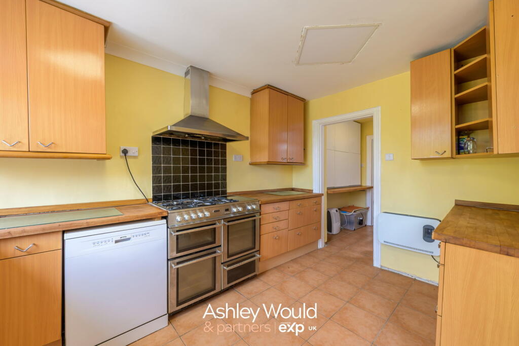 Ross, Rowley Regis, B65 8BW photo 5