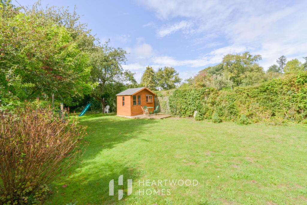 Main image of property: Watling Knoll, Radlett, WD7 7HW