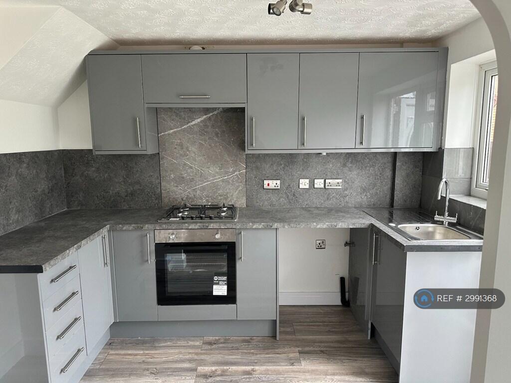 House in Wolverhampton - View 5