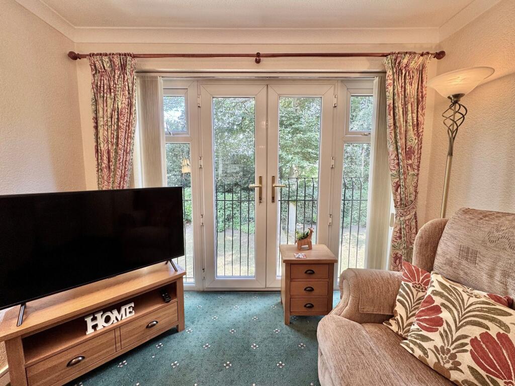 Apartment in Stockport, Greater Manchester - More