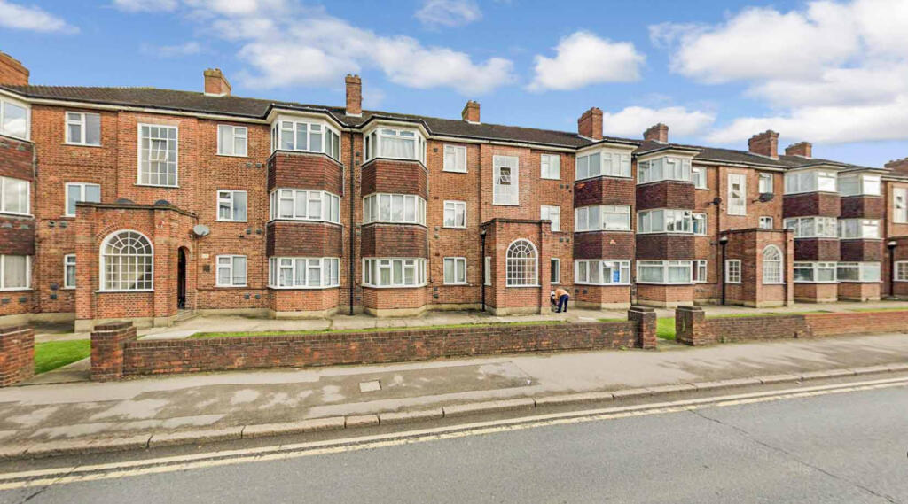 Main image of property: Masons Avenue, Harrow Weald, Harrow HA3
