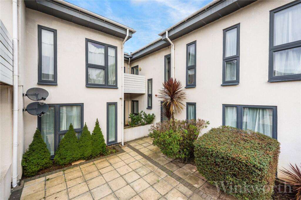 Apartment in London - View 3