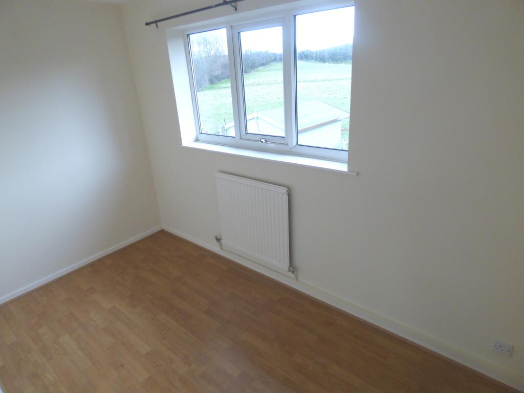 Apartment in Llysfaen - More