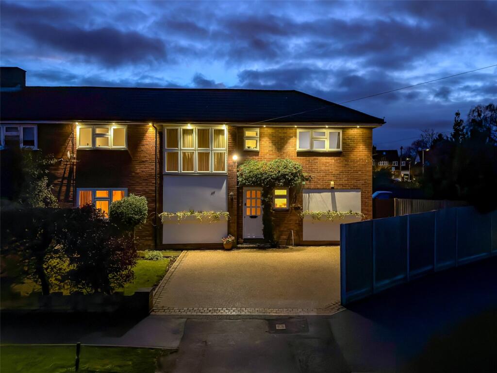 Main image of property: Woodland Drive, St. Albans, Hertfordshire, AL4