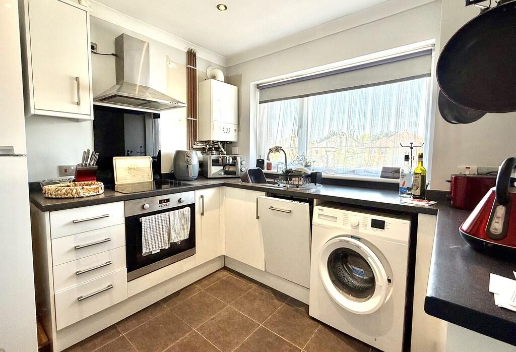 Madden Close, Alverstoke  photo 3