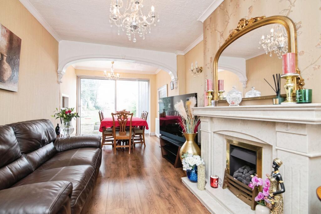 House in Birmingham, West Midlands - More