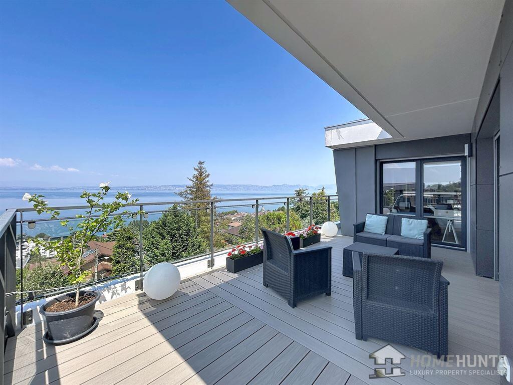 Main image of property: Rhone Alps, Haute-Savoie, Évian-les-Bains