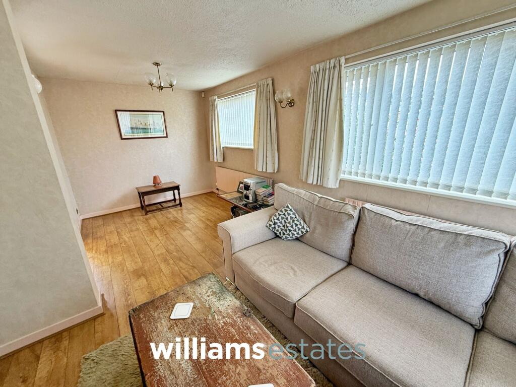 House in Prestatyn - More