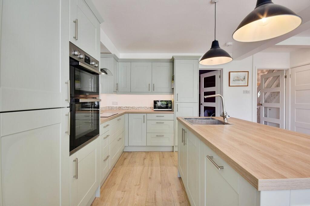 New Road, Rye, East Sussex, TN31 photo 2