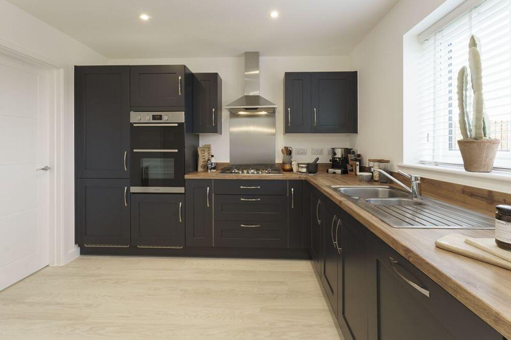 House in Milton Keynes, Whitehouse - View 4