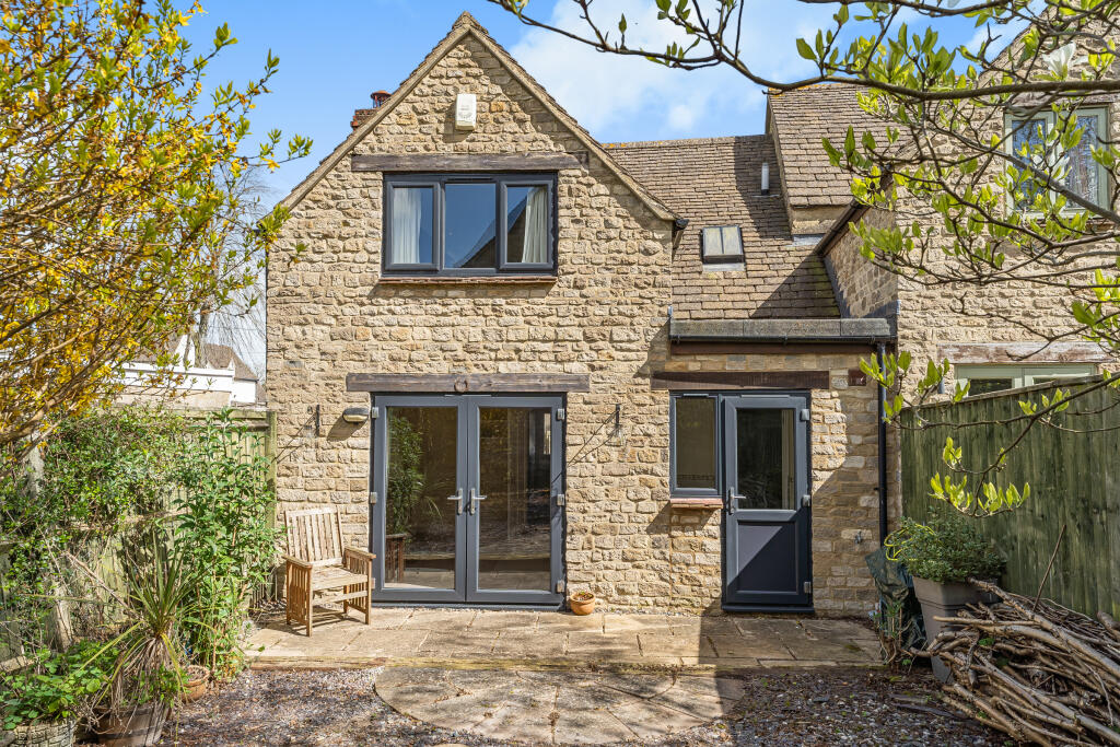 Main image of property: Middletown, Hailey, Oxfordshire
