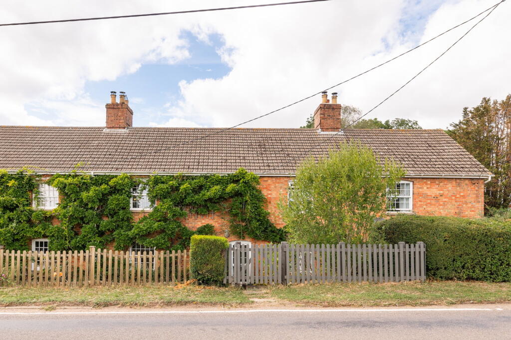 House in Peterborough - View 2