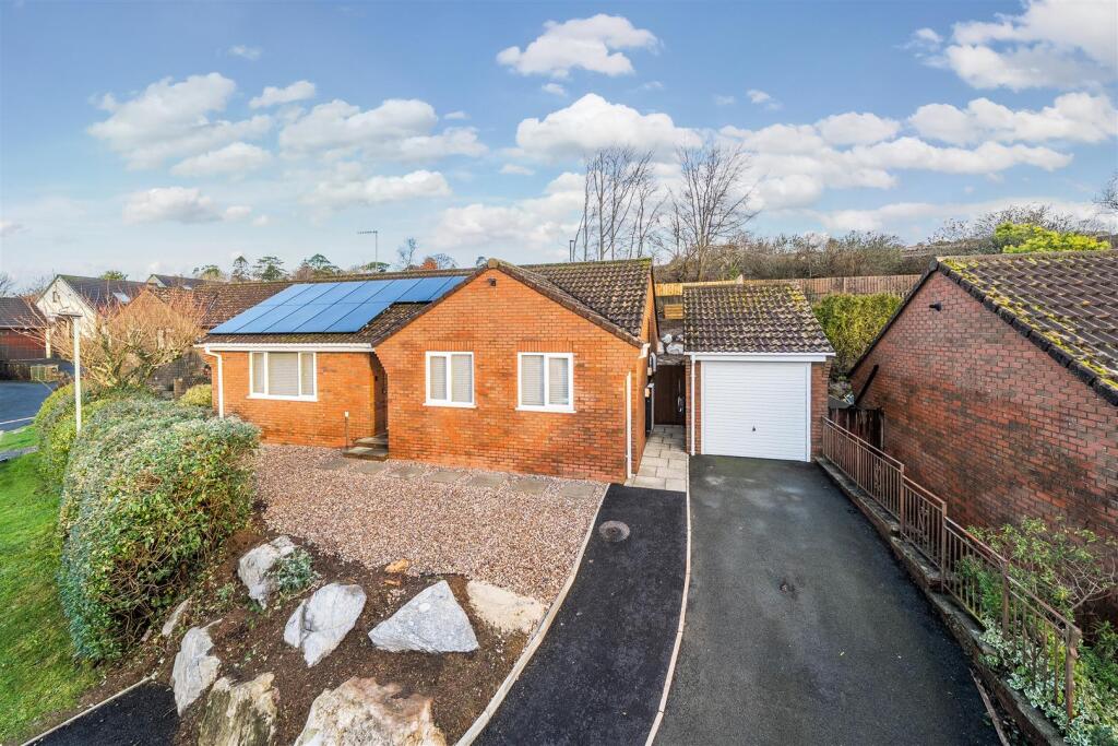 Main image of property: New Meadow, Ivybridge