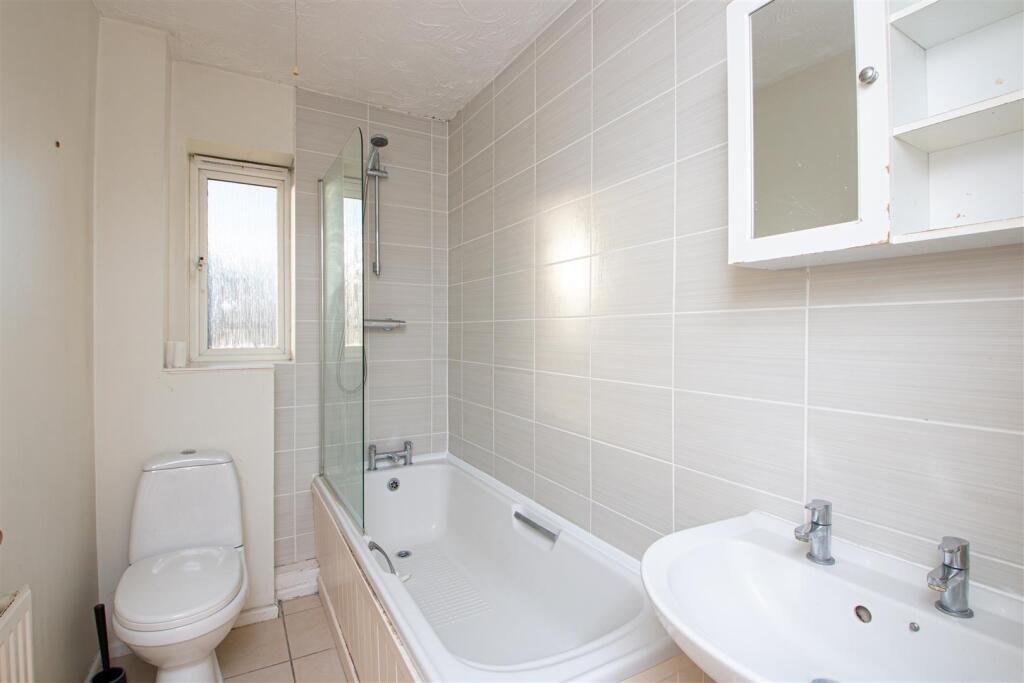 House in Milton Keynes - View 4