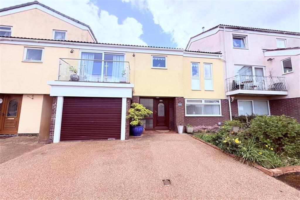 Main image of property: Preston Brook, WA7