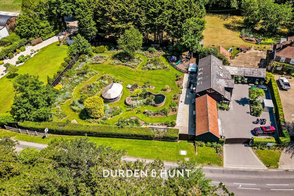 Main image of property: Ongar Road, Kelvedon Hatch, CM15