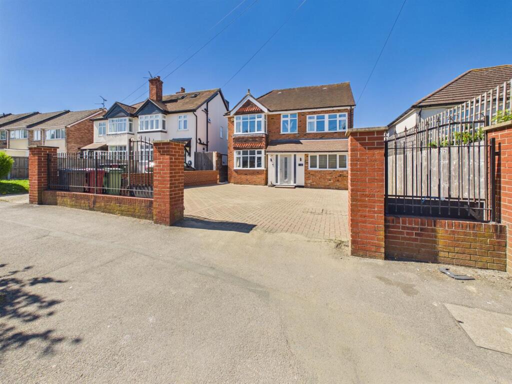 Main image of property: Park Lane, Tilehurst, Reading