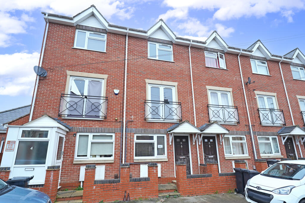 Main image of property: Clifton Road, Aylestone, LE2 8AA