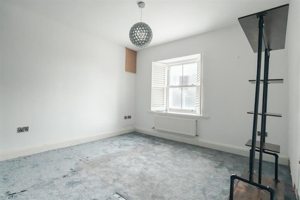 House in Lancaster - More