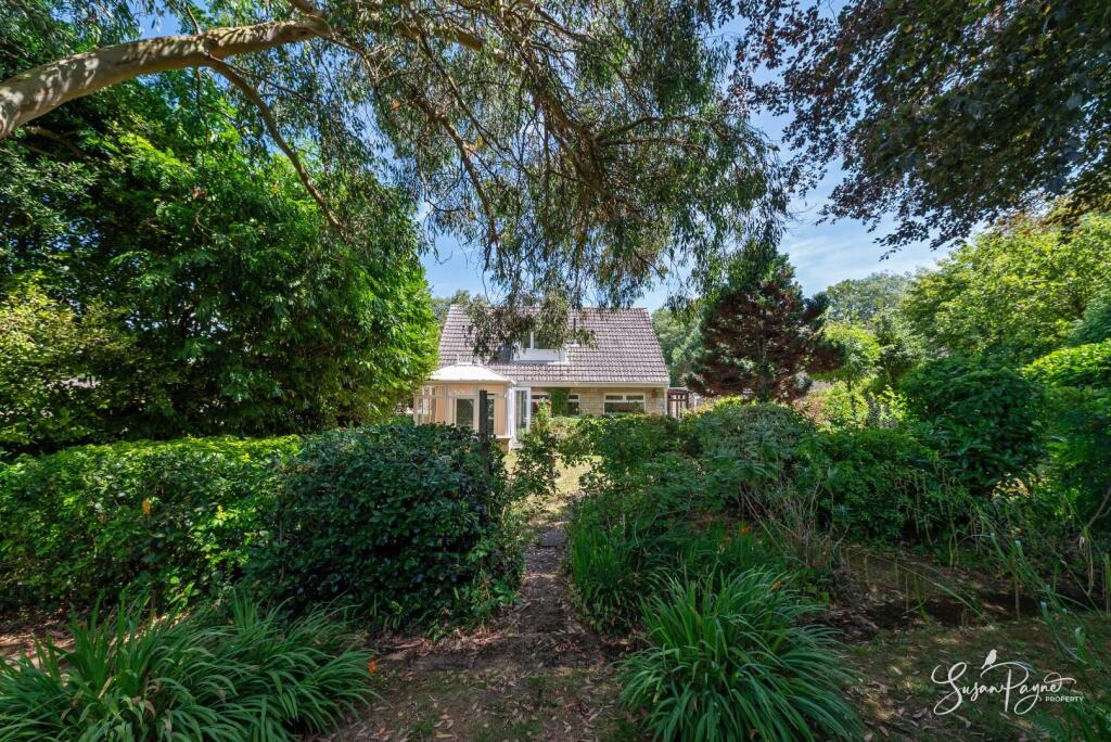 House in Ventnor, Godshill - View 3