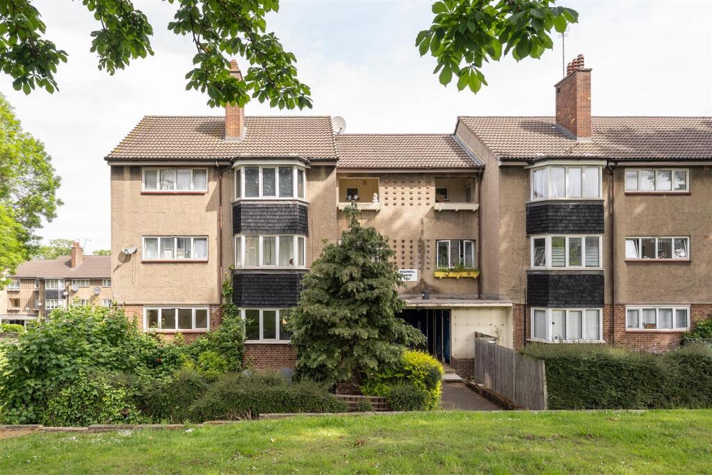 Main image of property: The Drive, Walthamstow