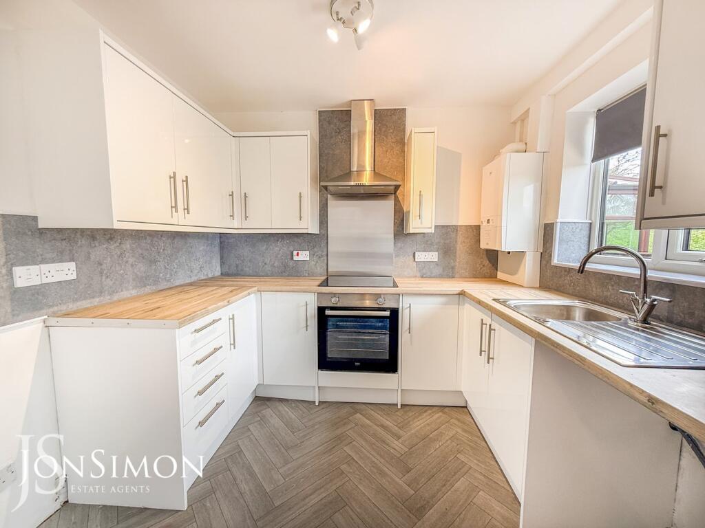 House in Bury, Nuttall - View 5