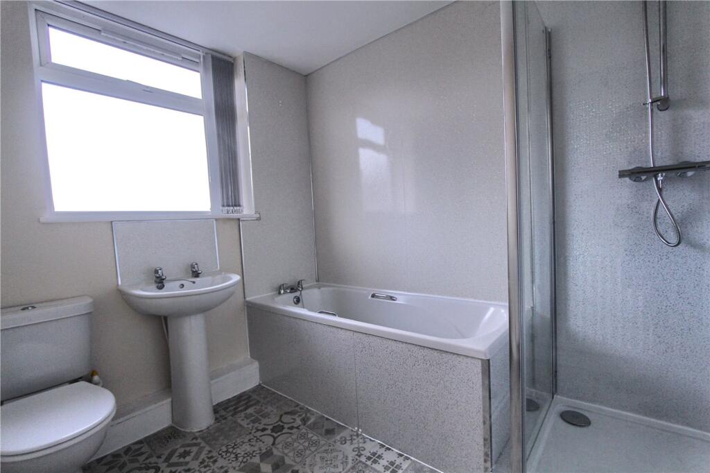 Apartment in Stockton-on-Tees - View 5