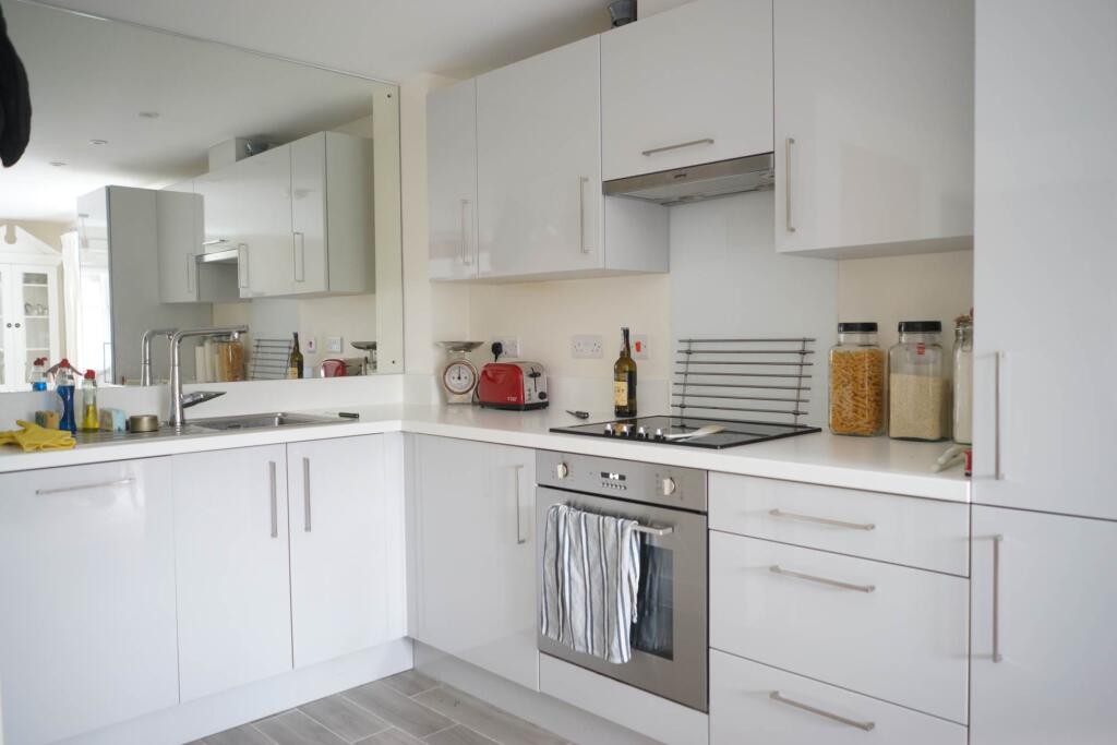 Main image of property: Oakford Court, Henley-On-Thames