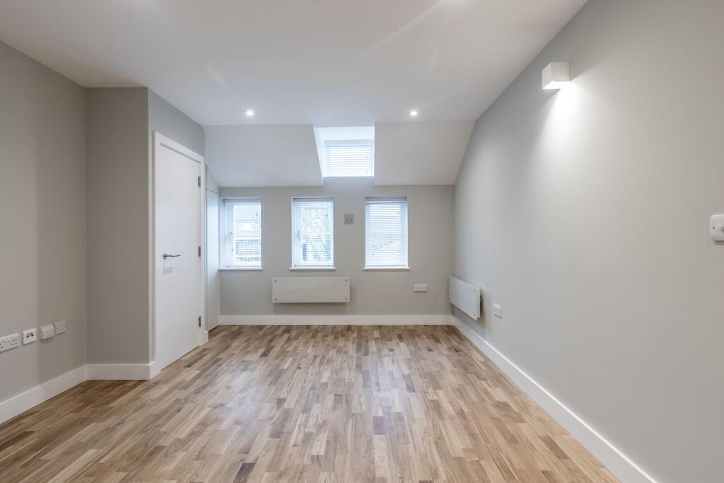 Apartment in London, West Hampstead - More