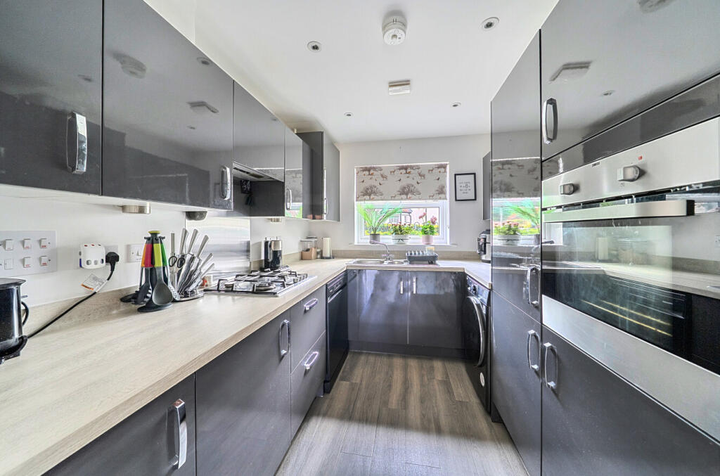 House in Binfield, Amen Corner (North), Temple Park - View 5