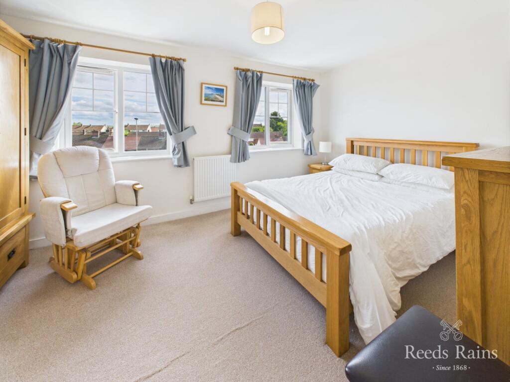 House in Eastfield, Middle Deepdale - View 5