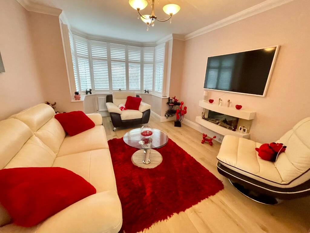 Walcot Avenue, Luton, Bedfordshire, LU2 0PW photo 4