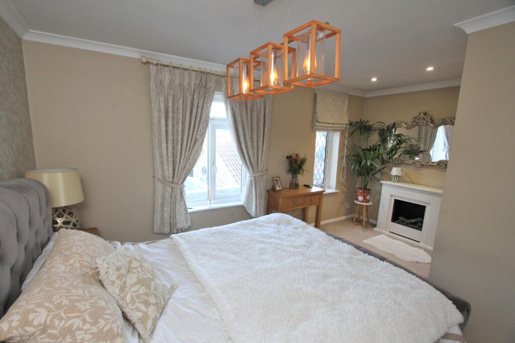 Sturdee Close, Eastbourne - View 6