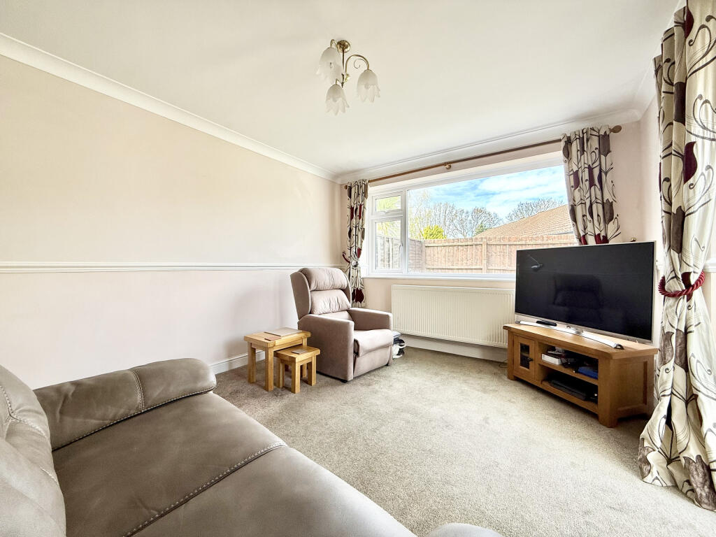 House in Ferndown - View 3