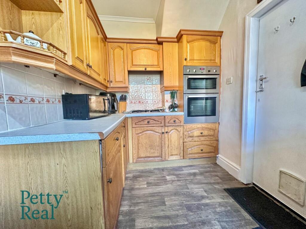Kirkdene Avenue, Foulridge - View 4