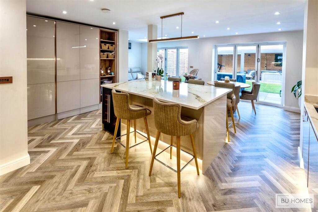 Leafield Road, Solihull photo 4
