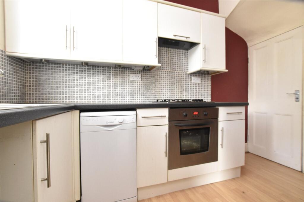 Vicarage View, Leeds, West Yorkshire photo 3