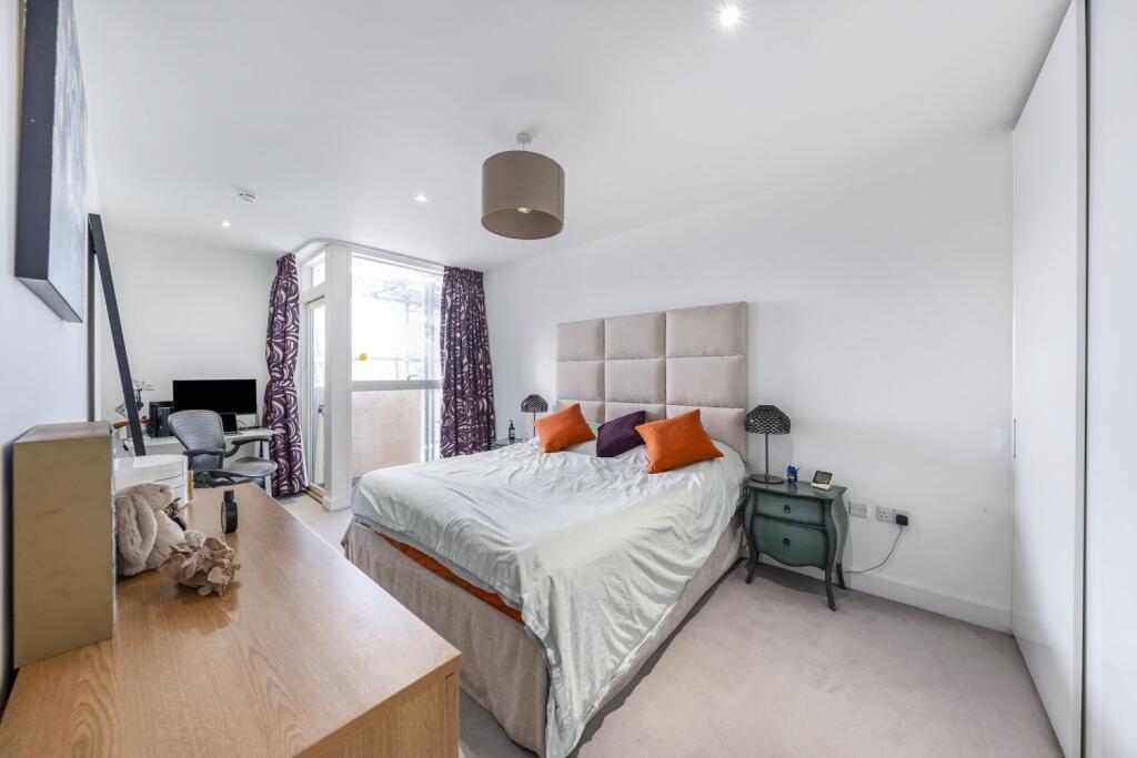 Main image of property: River Gardens Walk London SE10