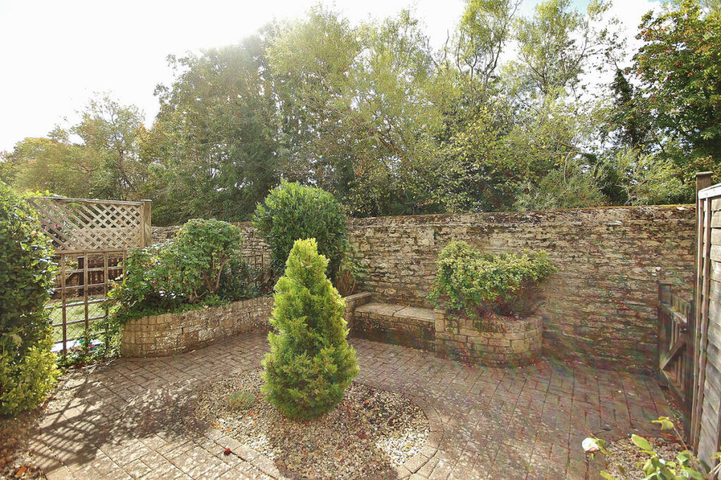House in West Oxfordshire, Cogges, Witney - View 4