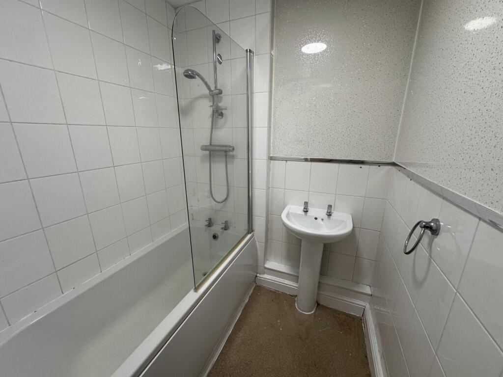 Apartment in Liverpool, Everton - View 4