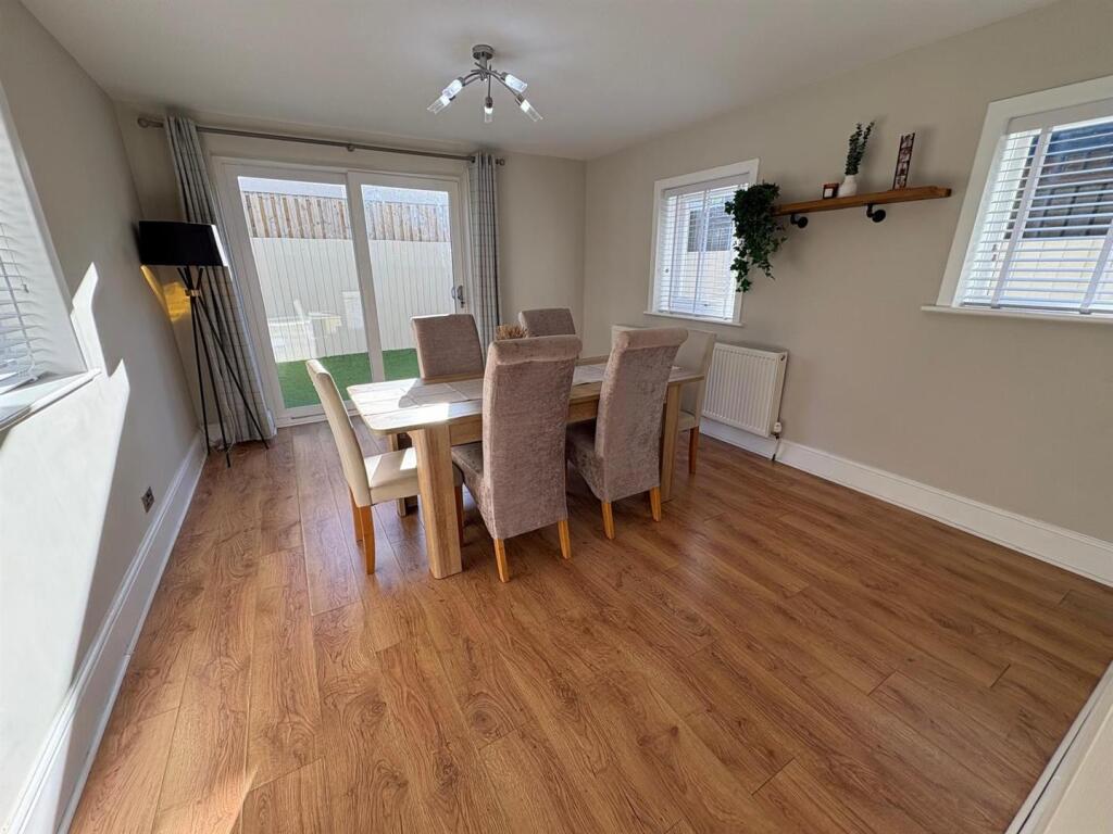 House in Bradford - View 5