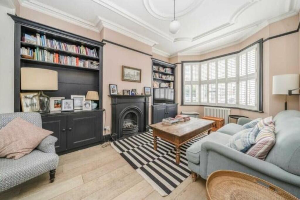House in London, Hanwell - View 2