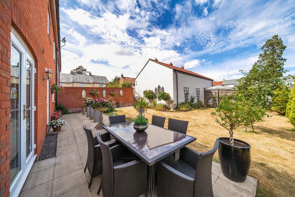 House in Taunton - View 2
