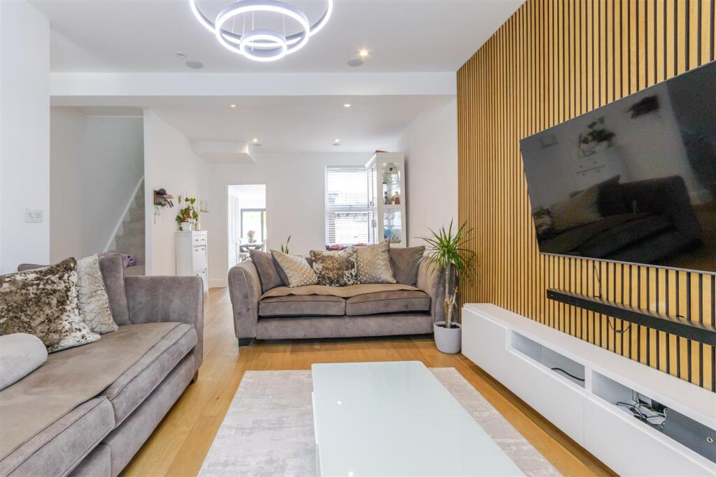 House in London - More