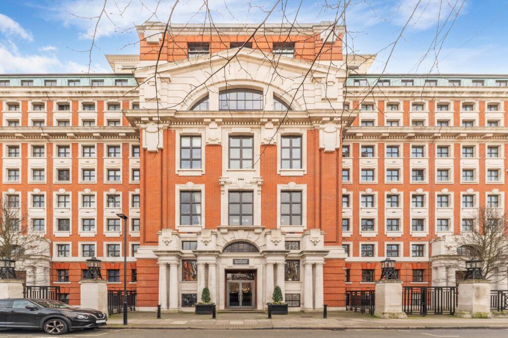 Apartment in London - View 2