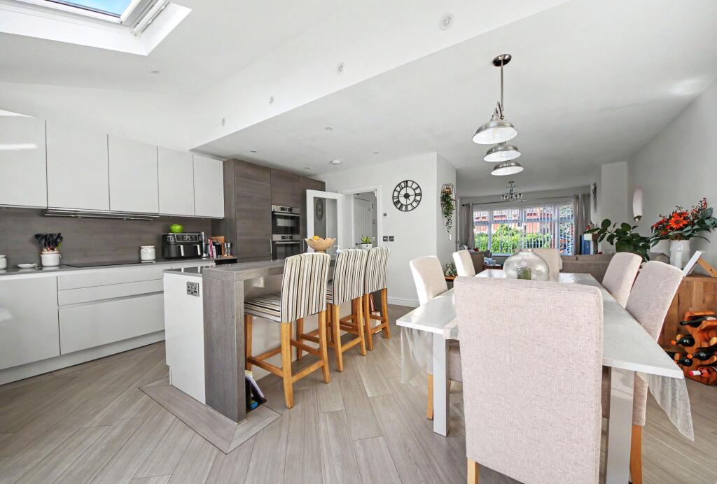 House in Southampton - View 5